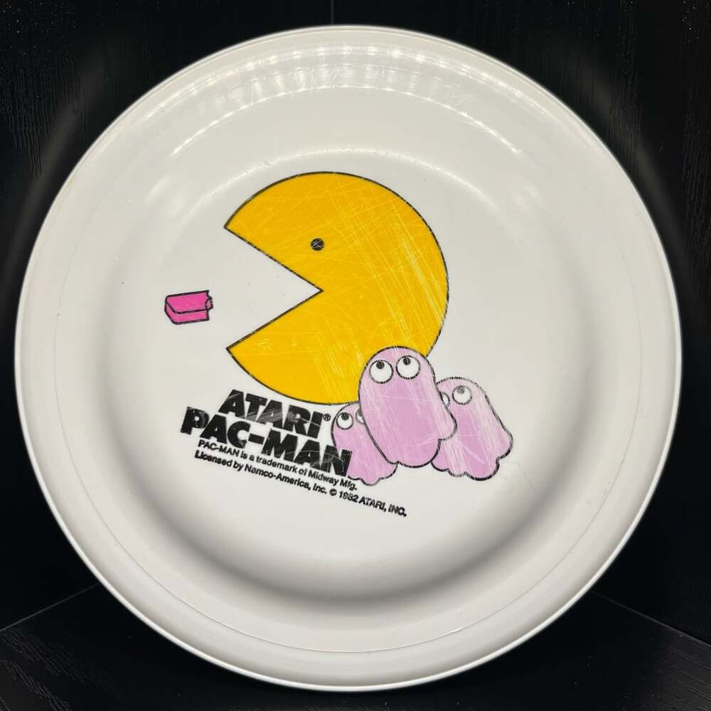 Vintage 1982 Atari Pac-Man Humphrey Flyer Frisbee